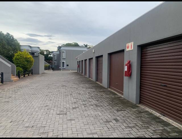 2 BEDROOM FLAT FOR SALE IN VANDERBIJLPARK SE 2